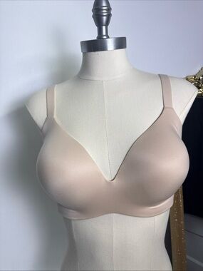 Victoria's Secret Perfect Coverage Bra Womens 34DDD Smooth Beige Nude Wireless